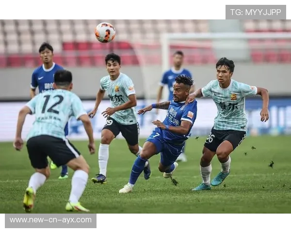 武汉三镇边线突破丝滑顺畅